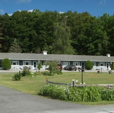 Governor's Rock Motel Shaftsbury Exteriör bild