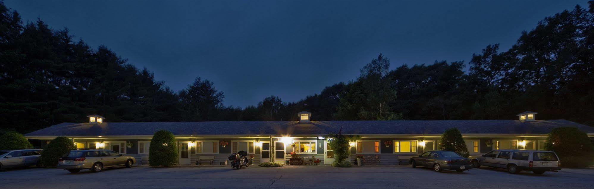 Governor's Rock Motel Shaftsbury Exteriör bild